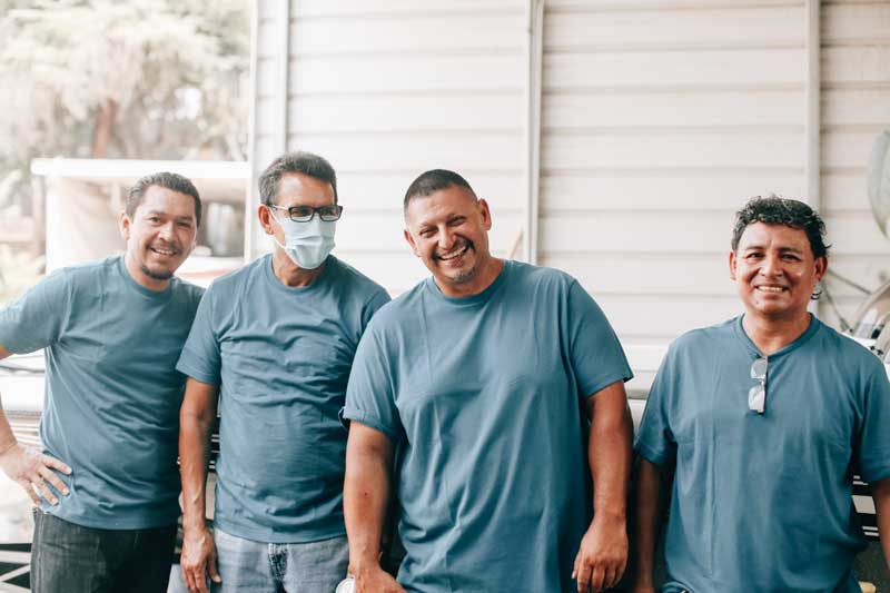 Al's Boat Repair Team